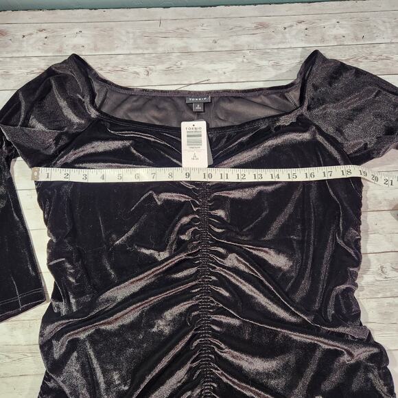 Torrid Stretch Velvet Shirred Front Off The Shoulder Top Size 2X NWT - Picture 7 of 9